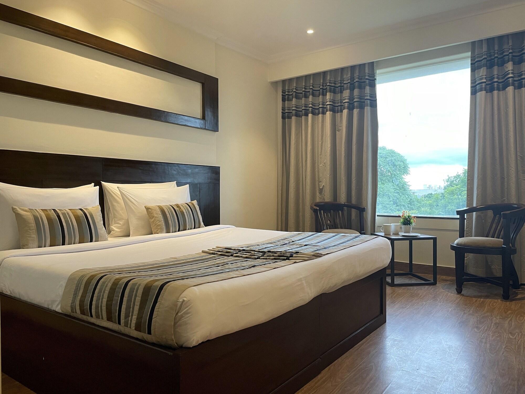 אגרה Royale Sarovar Portico Agra מראה חיצוני תמונה