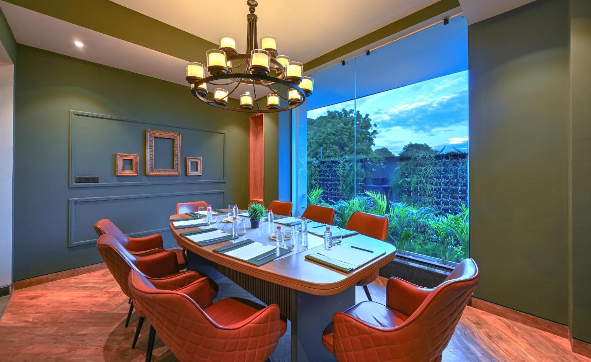 אגרה Royale Sarovar Portico Agra מראה חיצוני תמונה